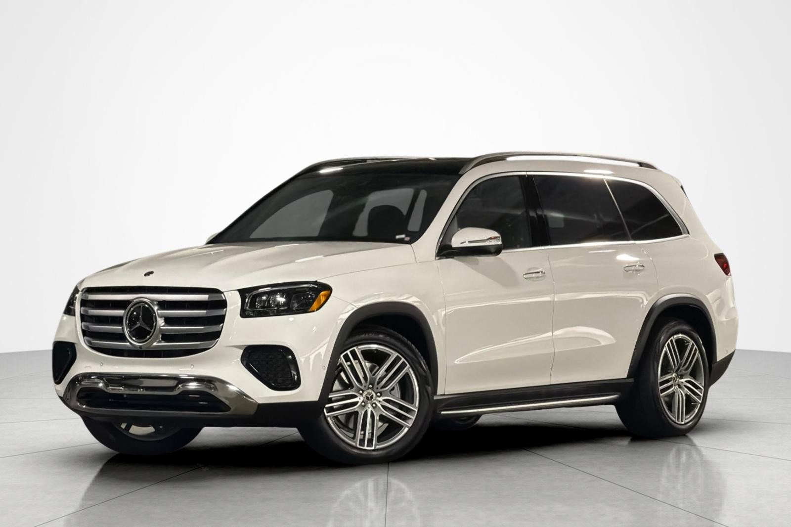 New 2026 Mercedes-Benz GLS 450 4MATIC