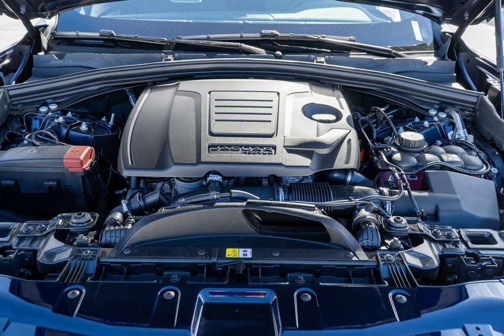 Used 2025 Jaguar F-PACE R-Dynamic S AWD/4WD image 27