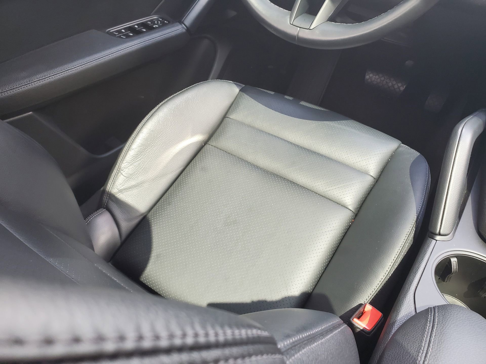 Used 2024 Porsche Cayenne AWD/4WD image 14