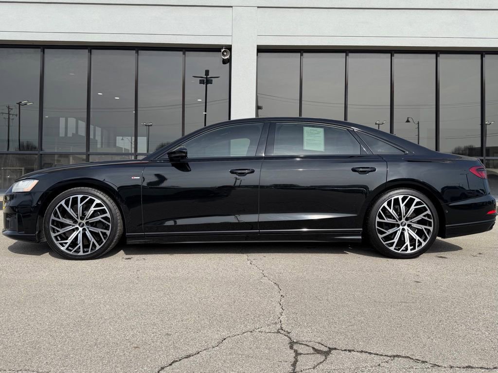 Used 2021 Audi A8 L 4.0T w/ Executive Plus Package image 8