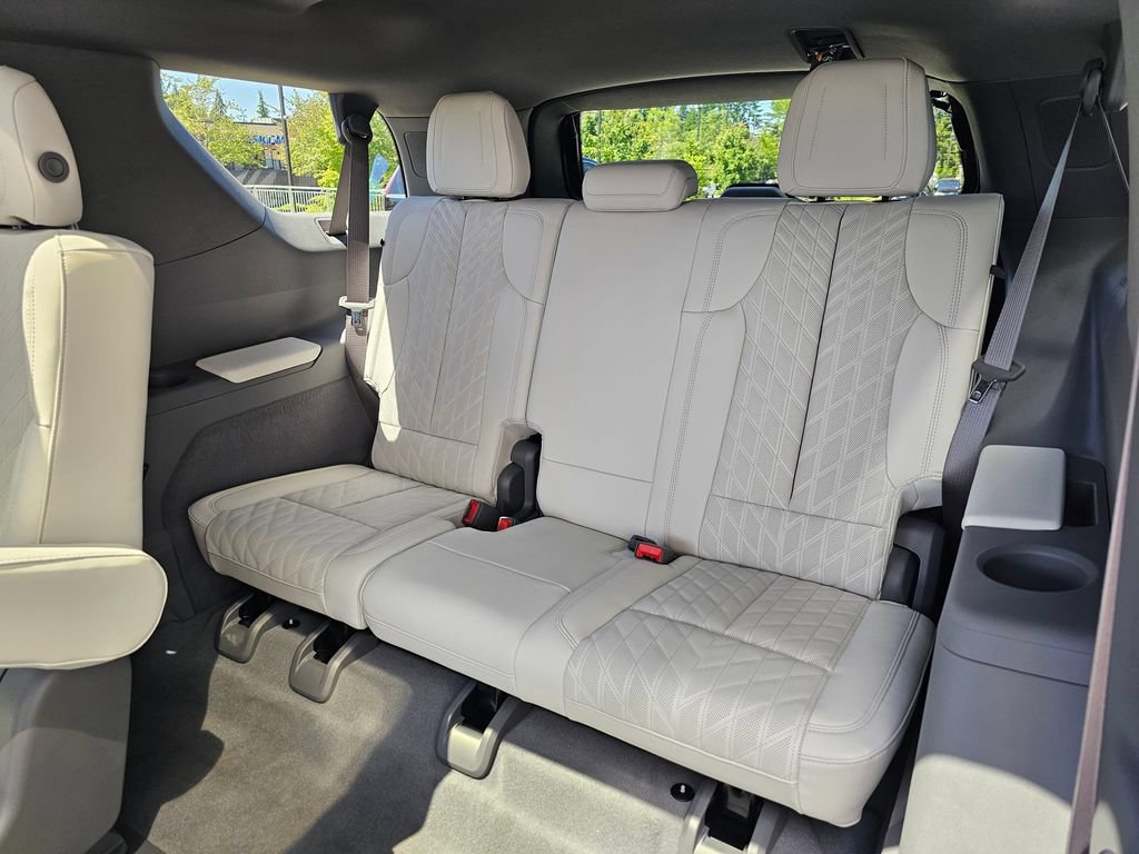 New 2026 Cadillac Escalade IQL Luxury AWD/4WD image 18