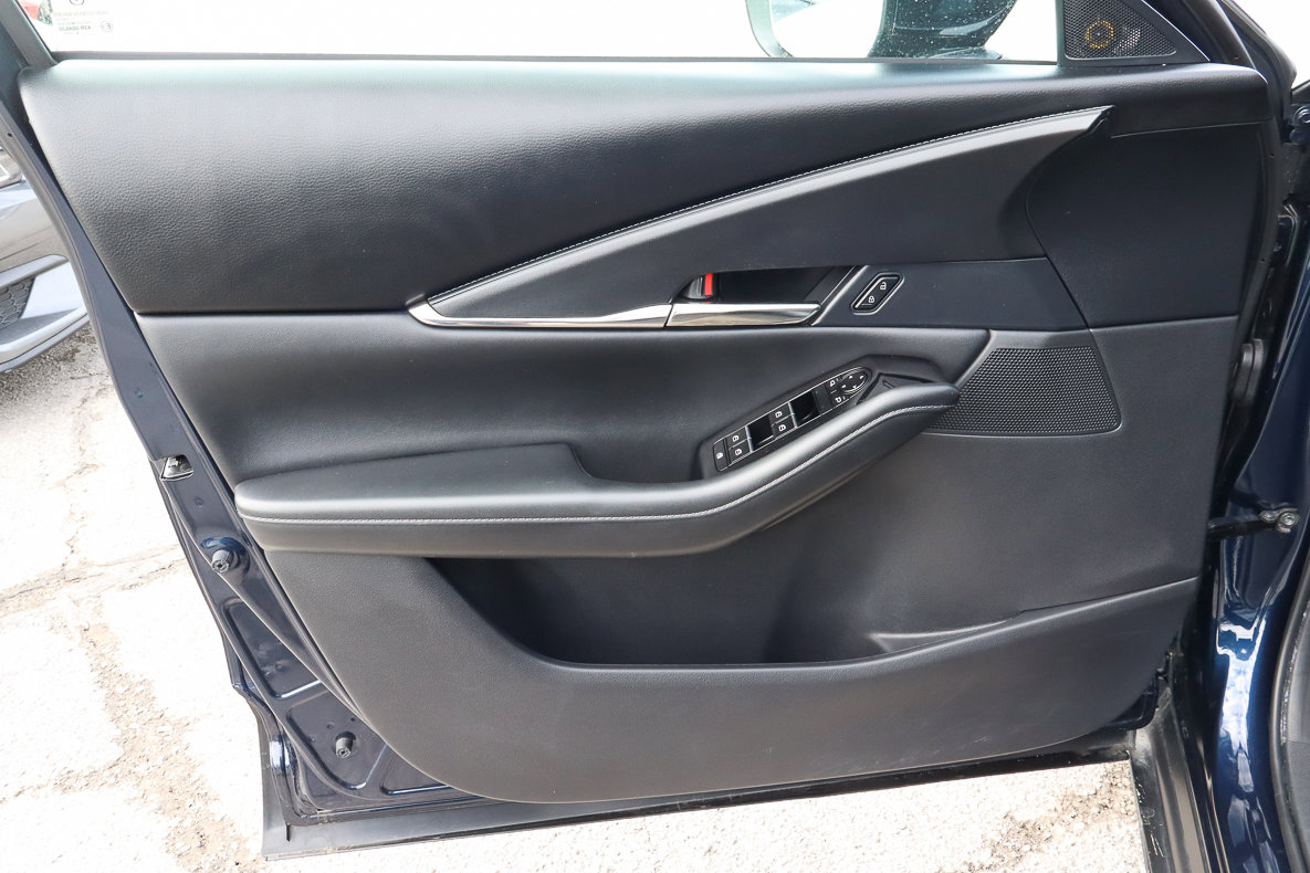 Used 2025 MAZDA CX-30 AWD 2.5 S w/ Preferred Package image 13