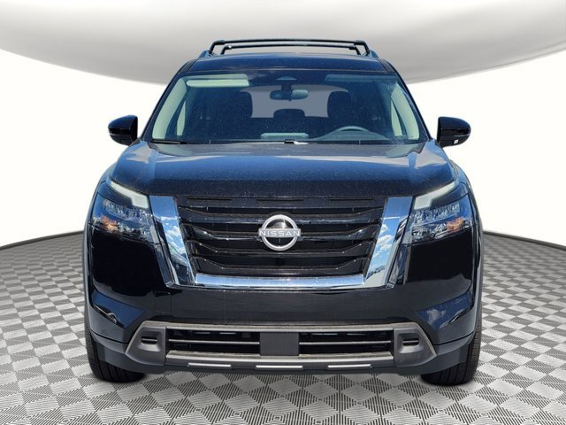 New 2025 Nissan Pathfinder SV image 8