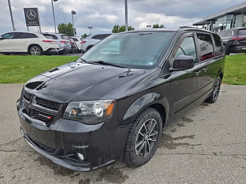 Used 2015 Dodge Grand Caravan R/T w/ Driver Convenience Group FWD image 41