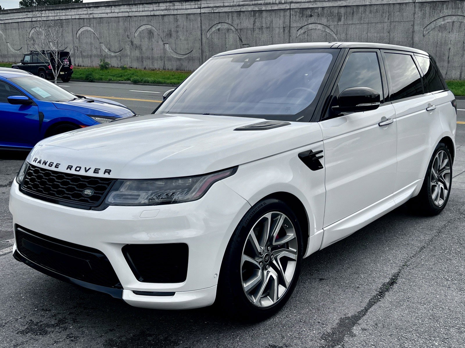 Used 2018 Land Rover Range Rover Sport HSE Dynamic image 10