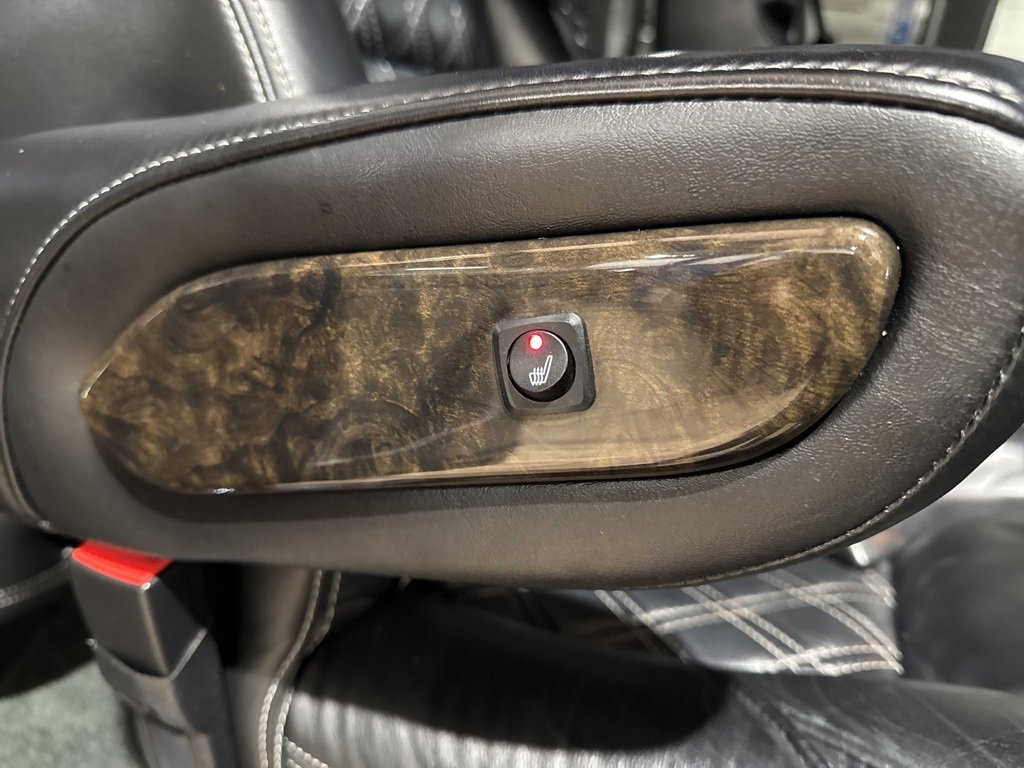 Used 2020 GMC Savana 2500 Extended w/ Enhanced Convenience Package image 29