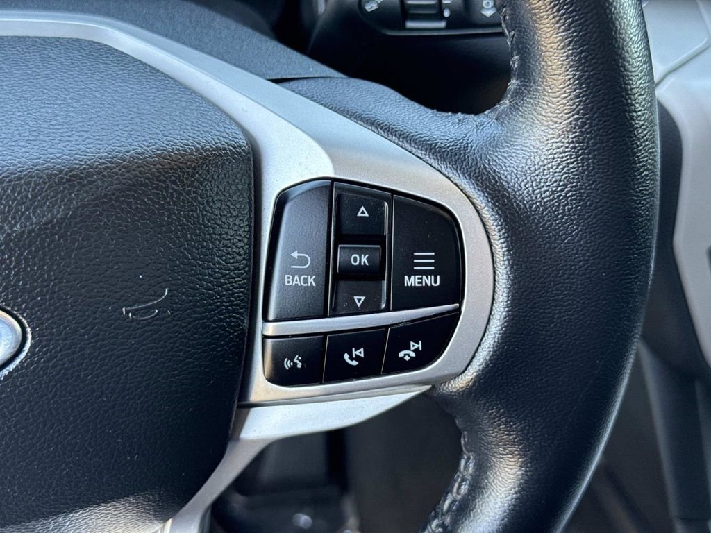 Certified 2023 Ford Explorer XLT image 11
