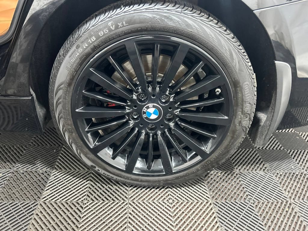 Used 2013 BMW 335i xDrive Sedan AWD/4WD image 32