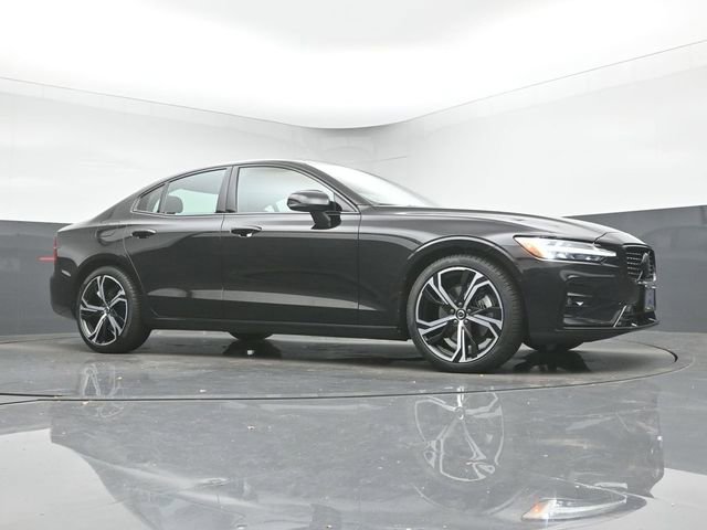 Used 2024 Volvo S60 B5 Plus FWD image 34