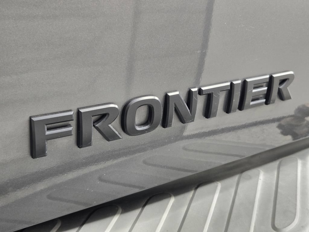 Used 2019 Nissan Frontier SV w/ Value Truck Package RWD image 11