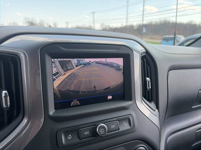 Used 2021 Chevrolet Silverado 2500 Custom w/ Custom Value Package image 13