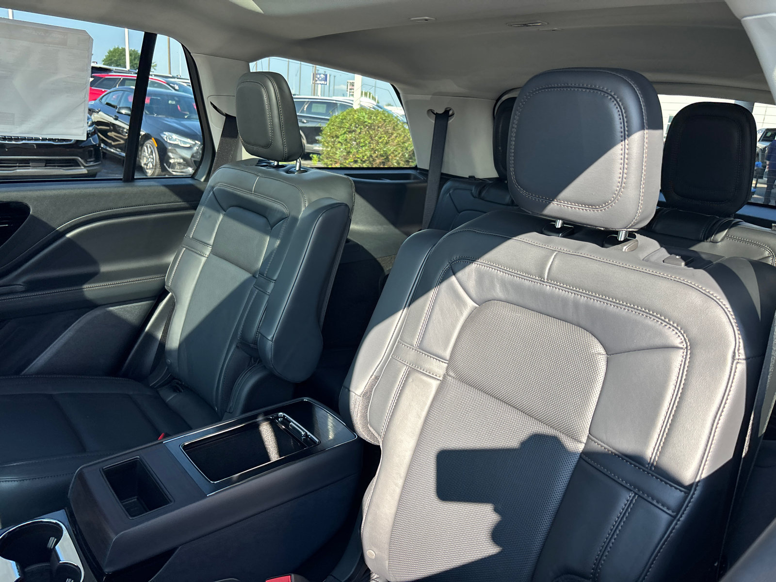 New 2026 Lincoln Aviator Reserve w/ Jet Appearance Package AWD/4WD image 26
