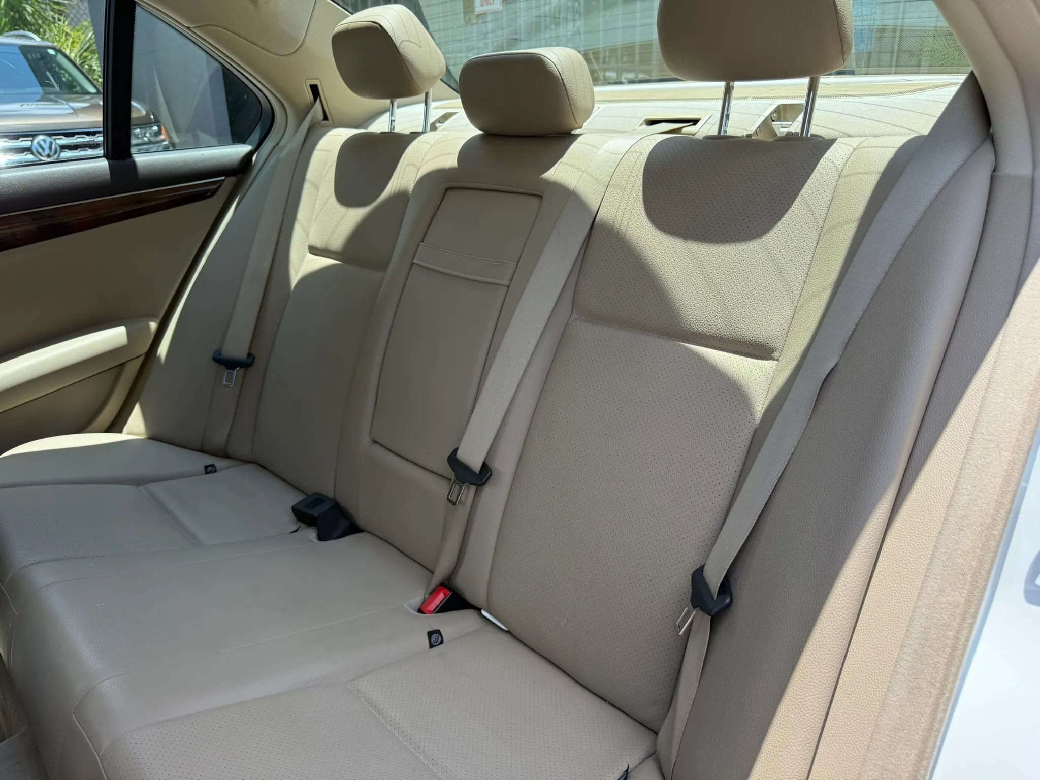 Used 2013 Mercedes-Benz C 250 Sedan image 15