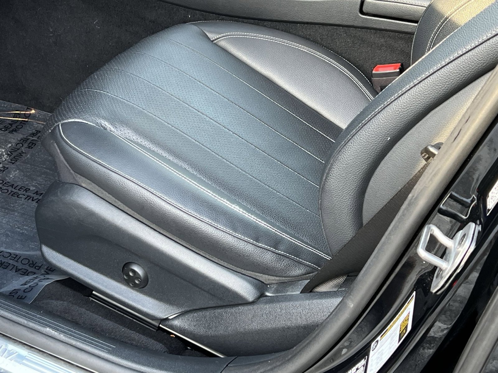 Certified 2021 Mercedes-Benz E 350 4MATIC Sedan w/ Premium Package image 12