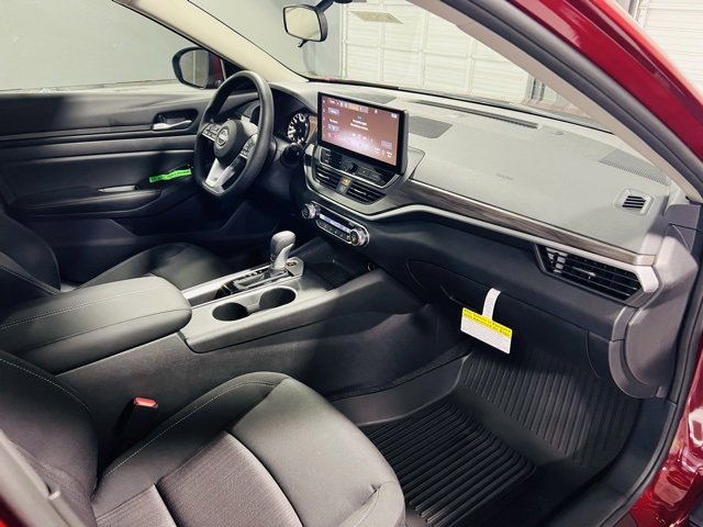 New 2025 Nissan Altima 2.5 SV w/ SV Special Edition Package image 31
