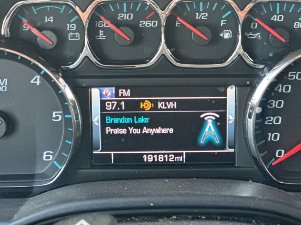 Used 2016 Chevrolet Silverado 1500 LT w/ Texas Edition RWD image 28