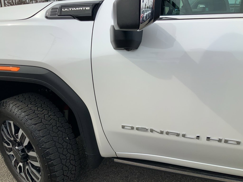 Used 2024 GMC Sierra 2500 Denali Ultimate w/ Max Trailering Package image 12