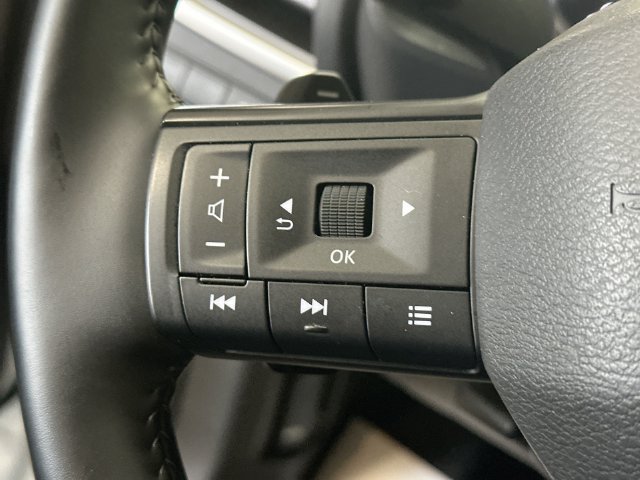 Used 2026 Nissan Rogue SV AWD/4WD image 45