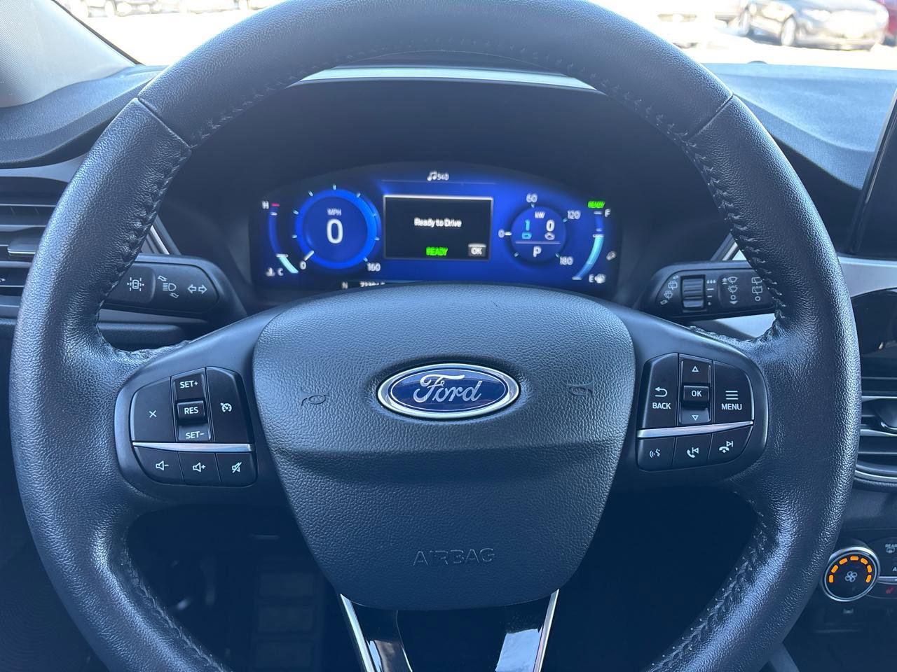 Used 2020 Ford Escape SE Sport image 14