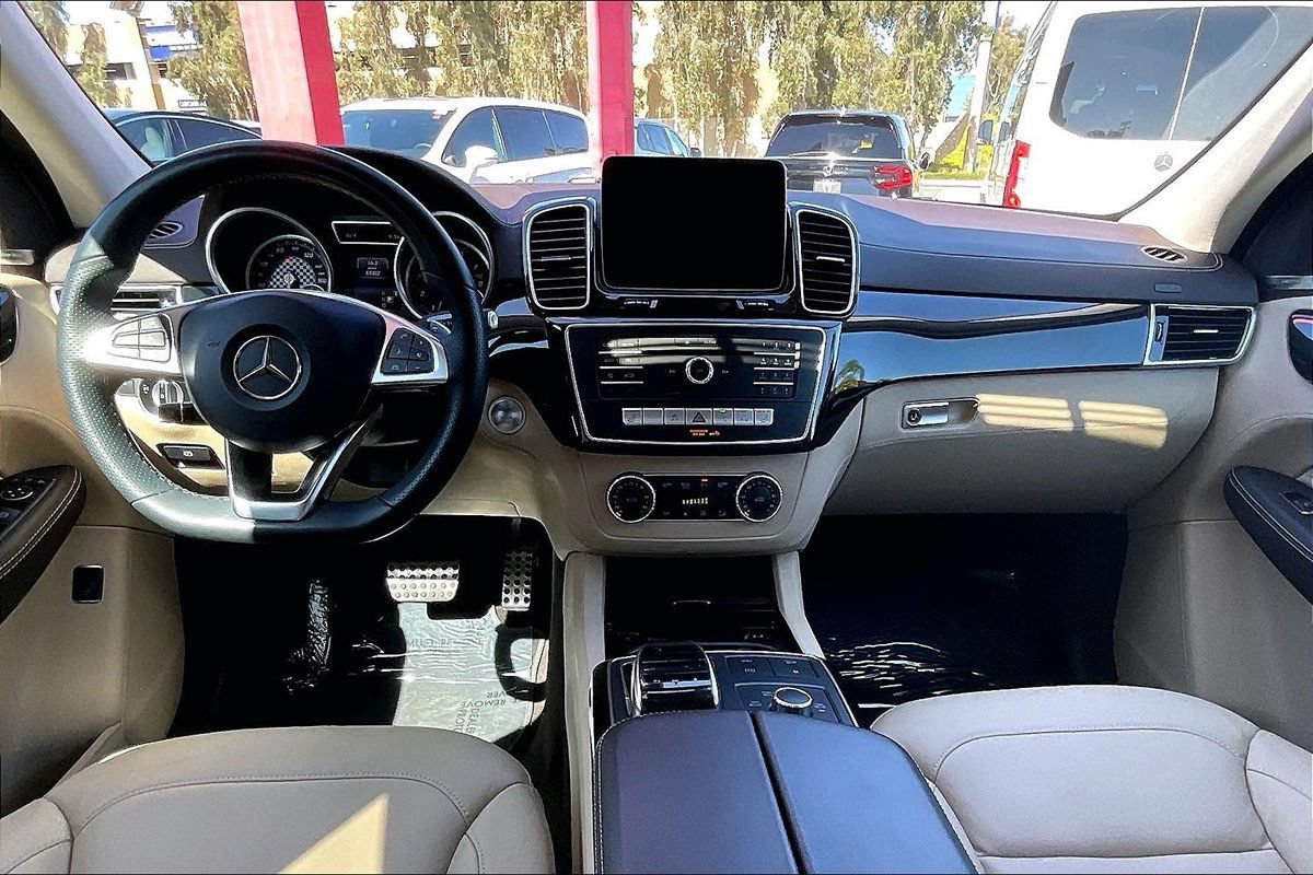 Used 2017 Mercedes-Benz GLE 43 AMG 4MATIC image 29
