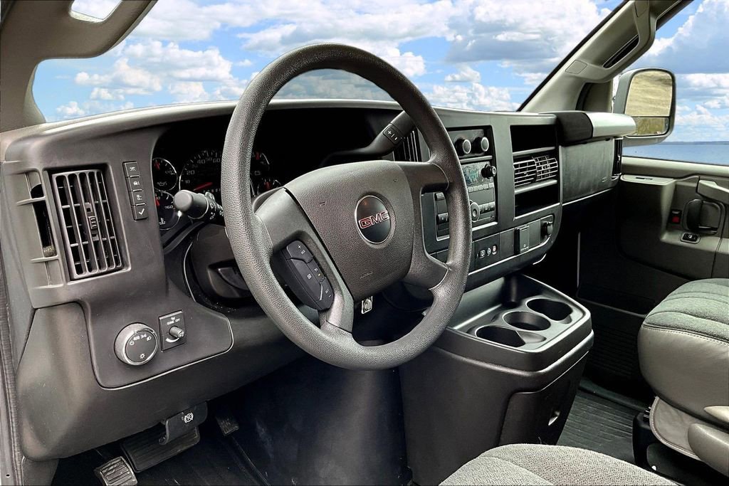 Used 2024 GMC Savana 2500 w/ Driver Convenience Package image 17