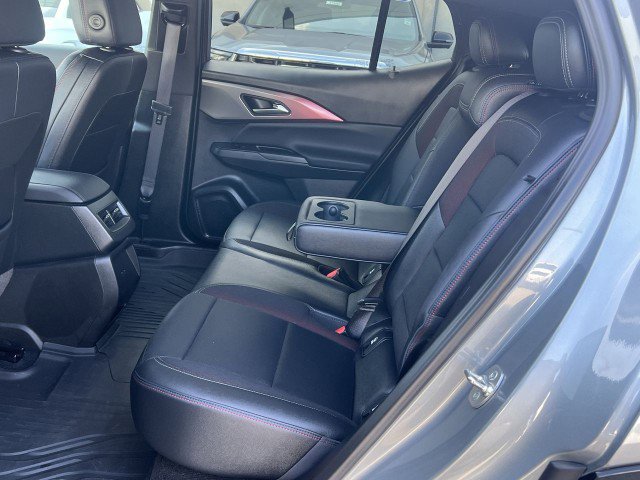 Used 2024 Chevrolet Equinox EV RS image 24