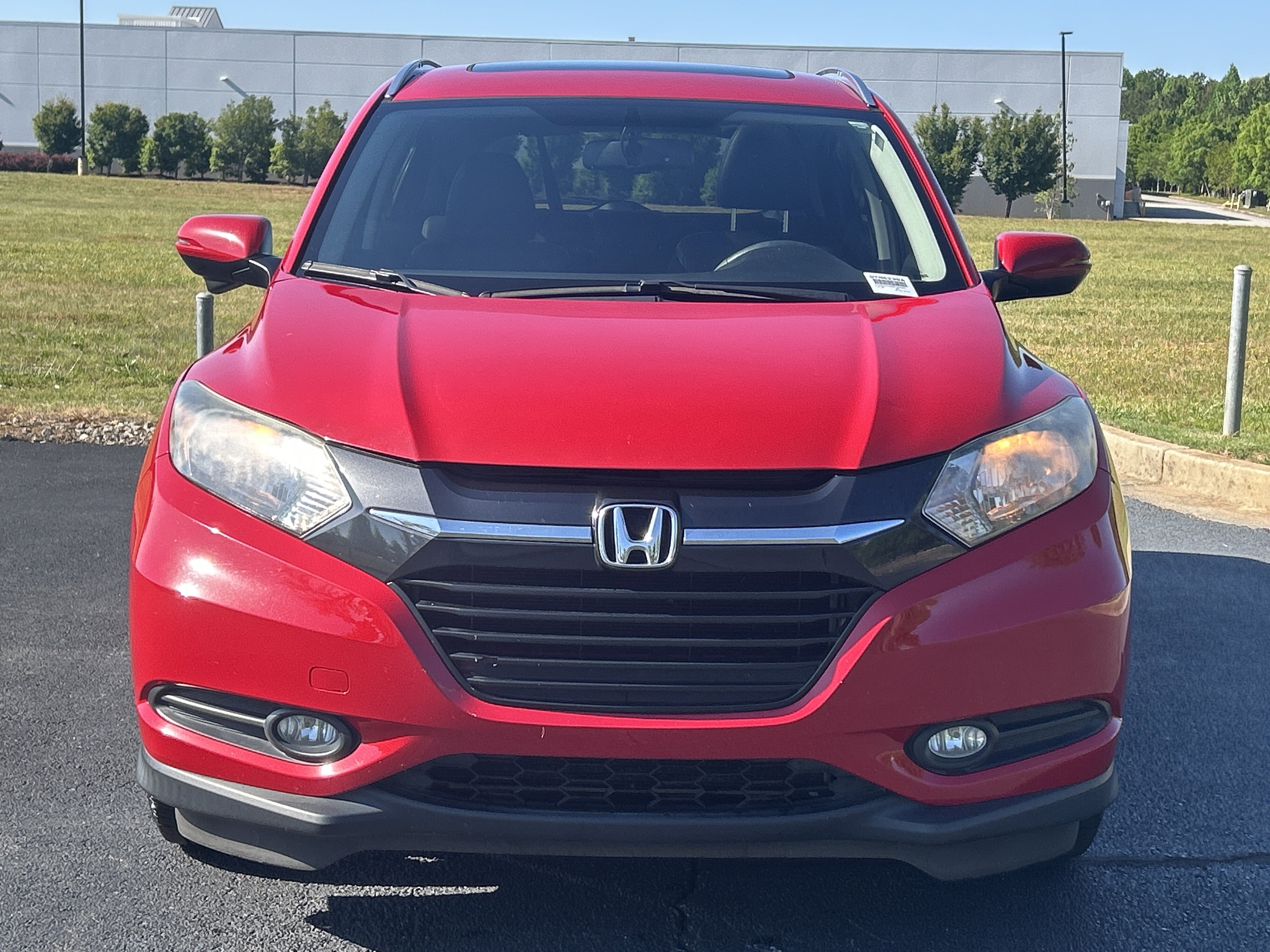 Used 2017 Honda HR-V EX-L image 3