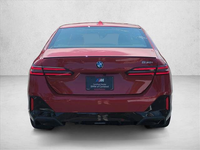 Used 2026 BMW 530i w/ M Sport Package RWD image 4