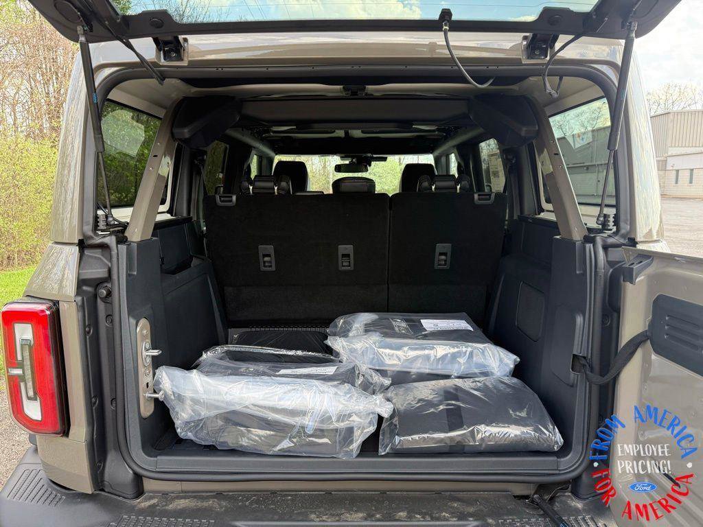 New 2025 Ford Bronco Badlands image 19