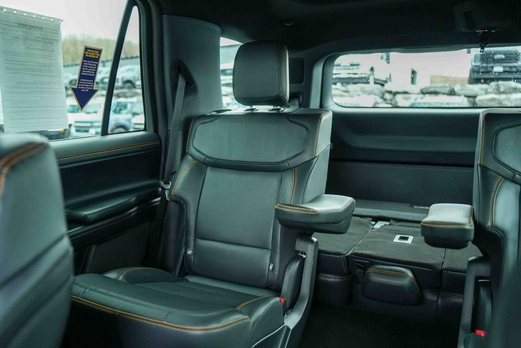 Used 2025 Ford Expedition Tremor image 39