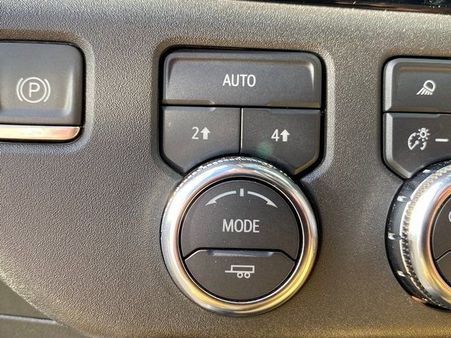 Used 2024 GMC Sierra 1500 SLT image 18