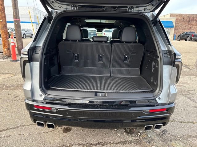Used 2026 Chevrolet Traverse High Country w/ LPO, Floor Liner Package image 27