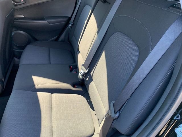 Used 2022 Hyundai Kona SEL image 19
