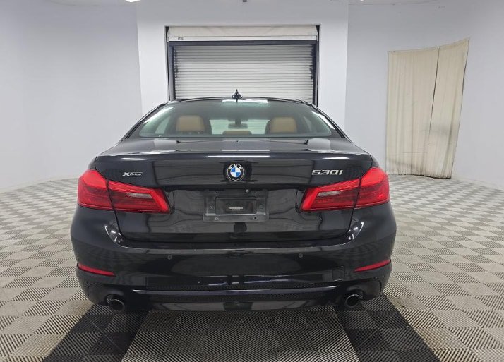 Used 2018 BMW 530i xDrive AWD/4WD image 5