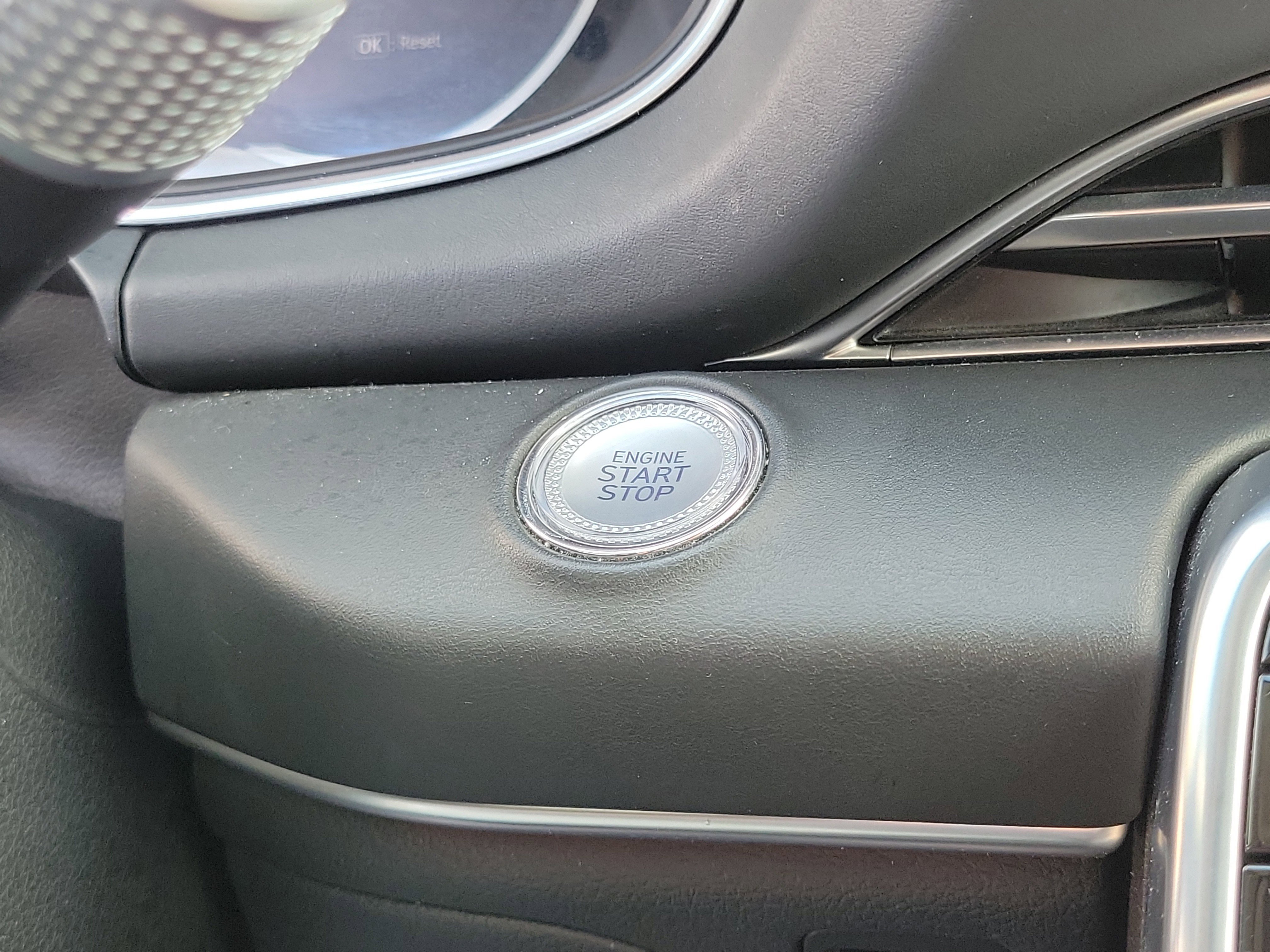 Used 2024 Genesis GV80 2.5T image 28