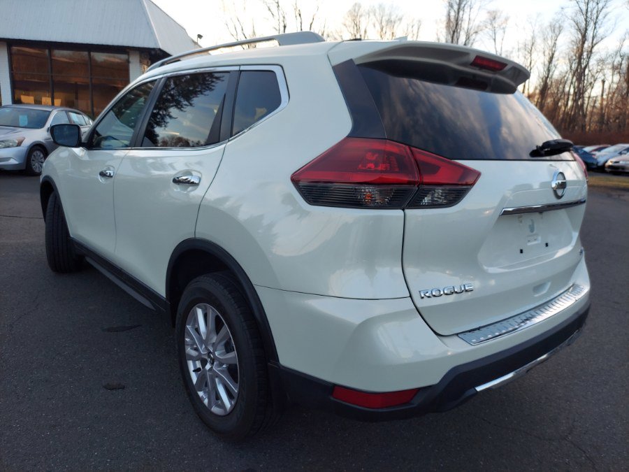 Used 2018 Nissan Rogue SV AWD/4WD image 6