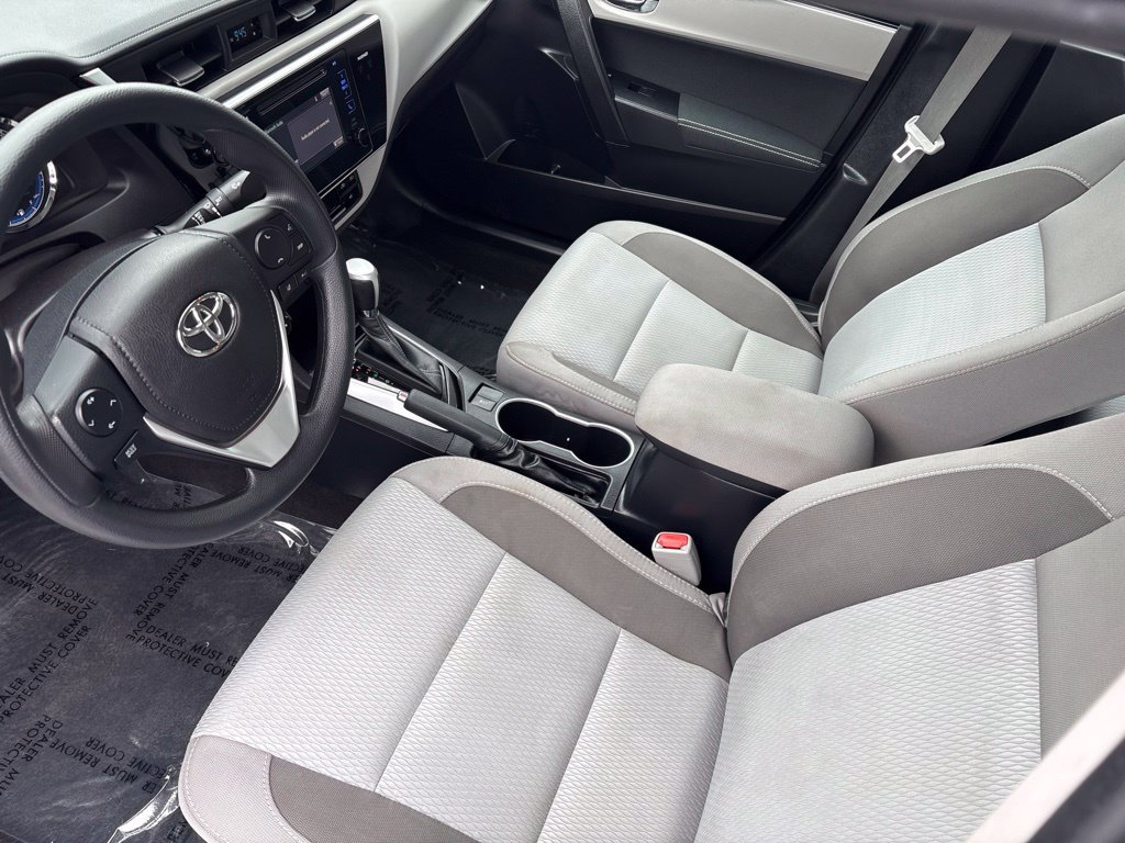 Used 2017 Toyota Corolla L FWD image 11