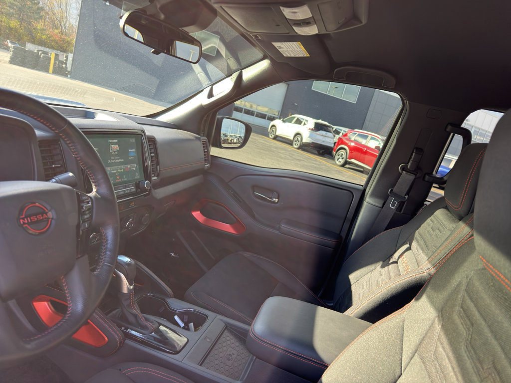 Used 2023 Nissan Frontier PRO-4X w/ Pro Convenience Package image 27