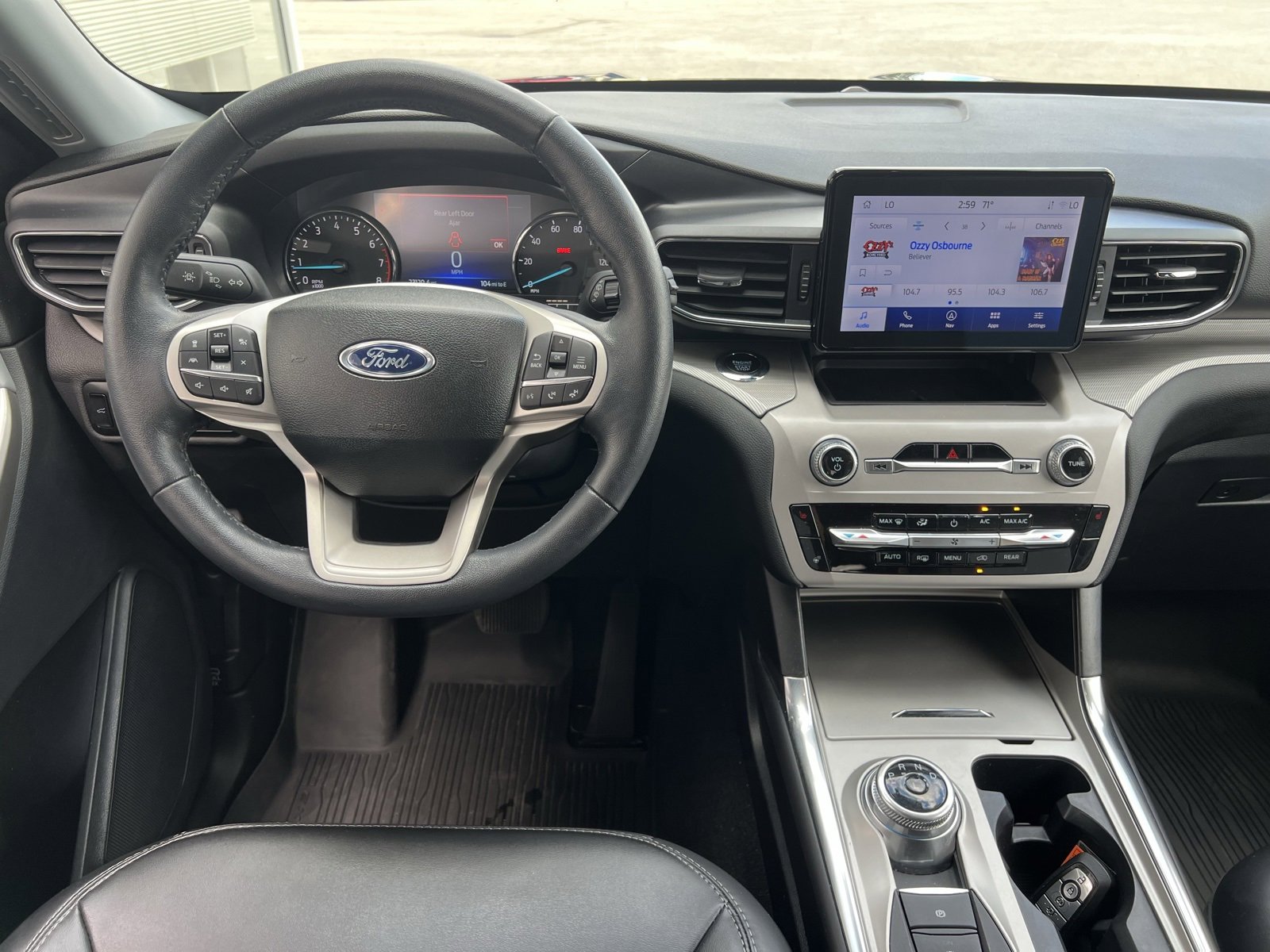 Used 2023 Ford Explorer XLT w/ Equipment Group 202A image 18