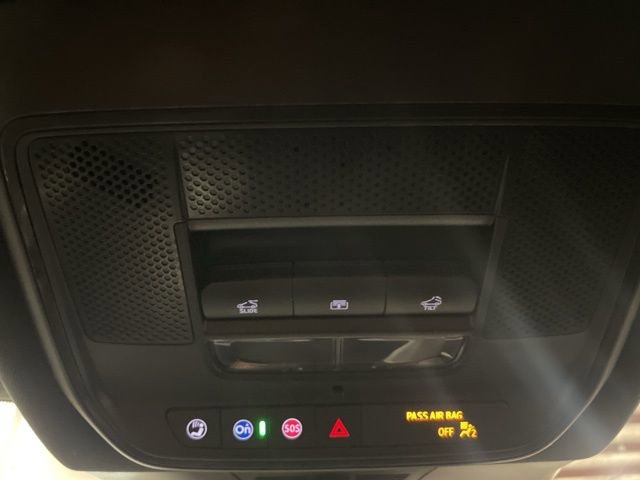 Used 2024 Chevrolet Blazer EV LT image 32