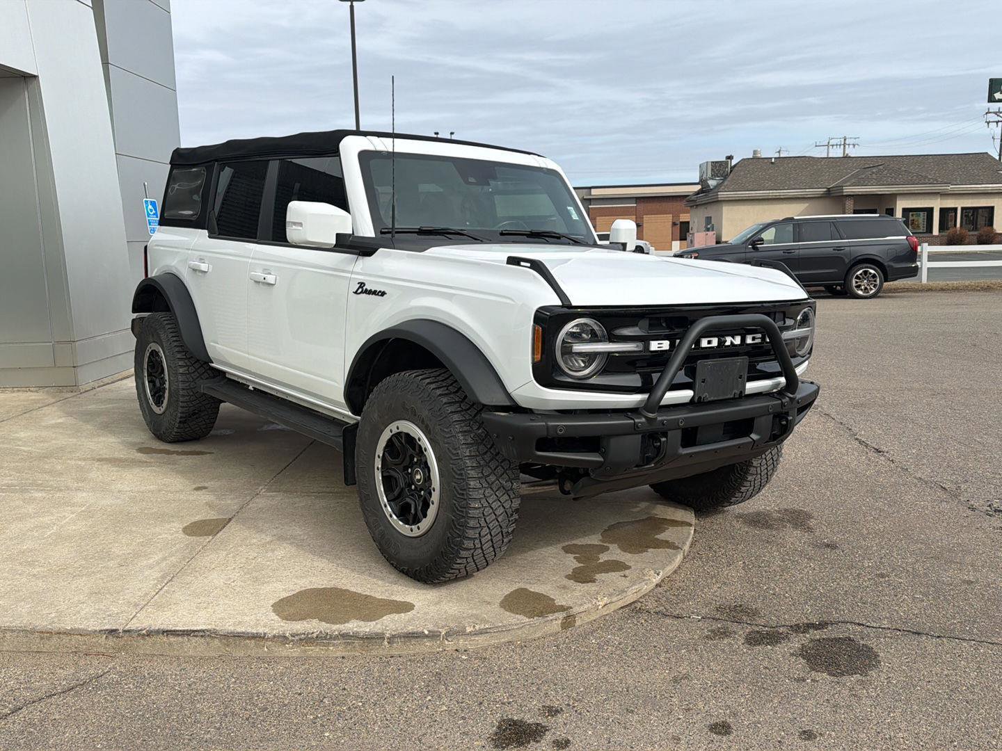 Used 2022 Ford Bronco Outer Banks w/ Sasquatch Package image 7