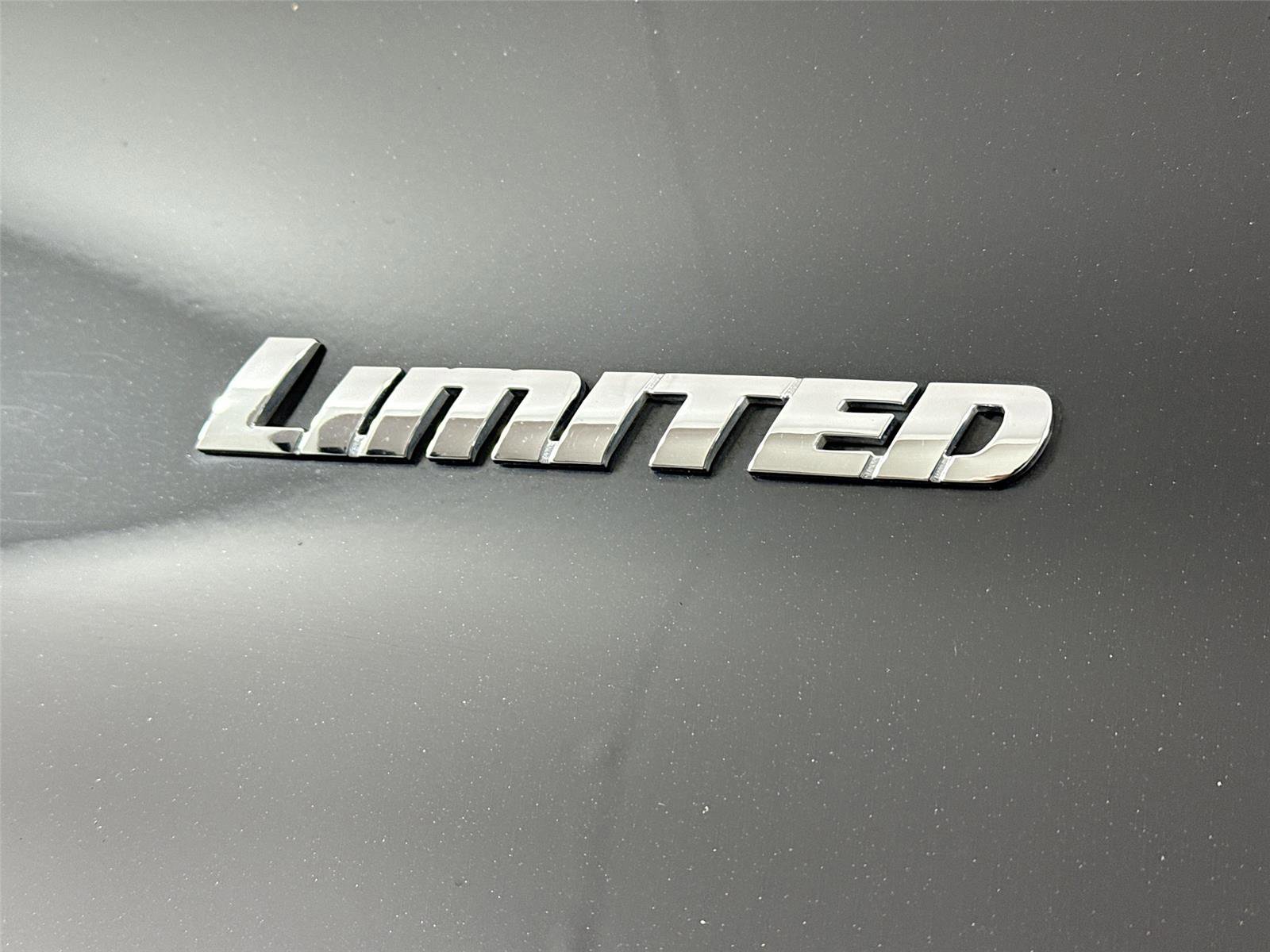 Used 2016 Toyota 4Runner Limited image 15