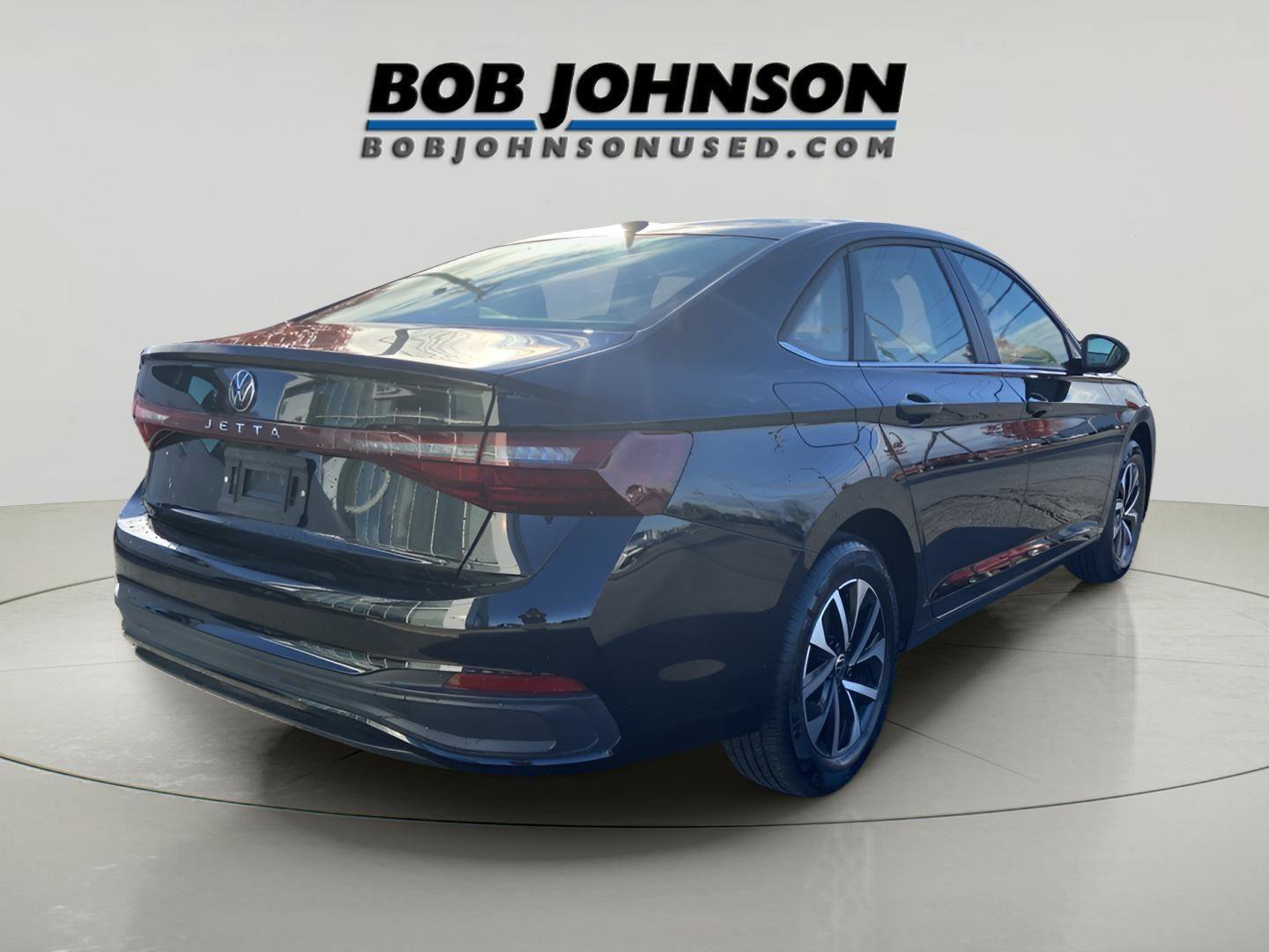 Used 2025 Volkswagen Jetta S image 8