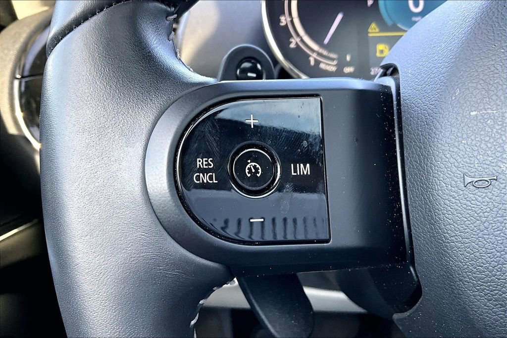 Used 2023 MINI Cooper Clubman S FWD image 11