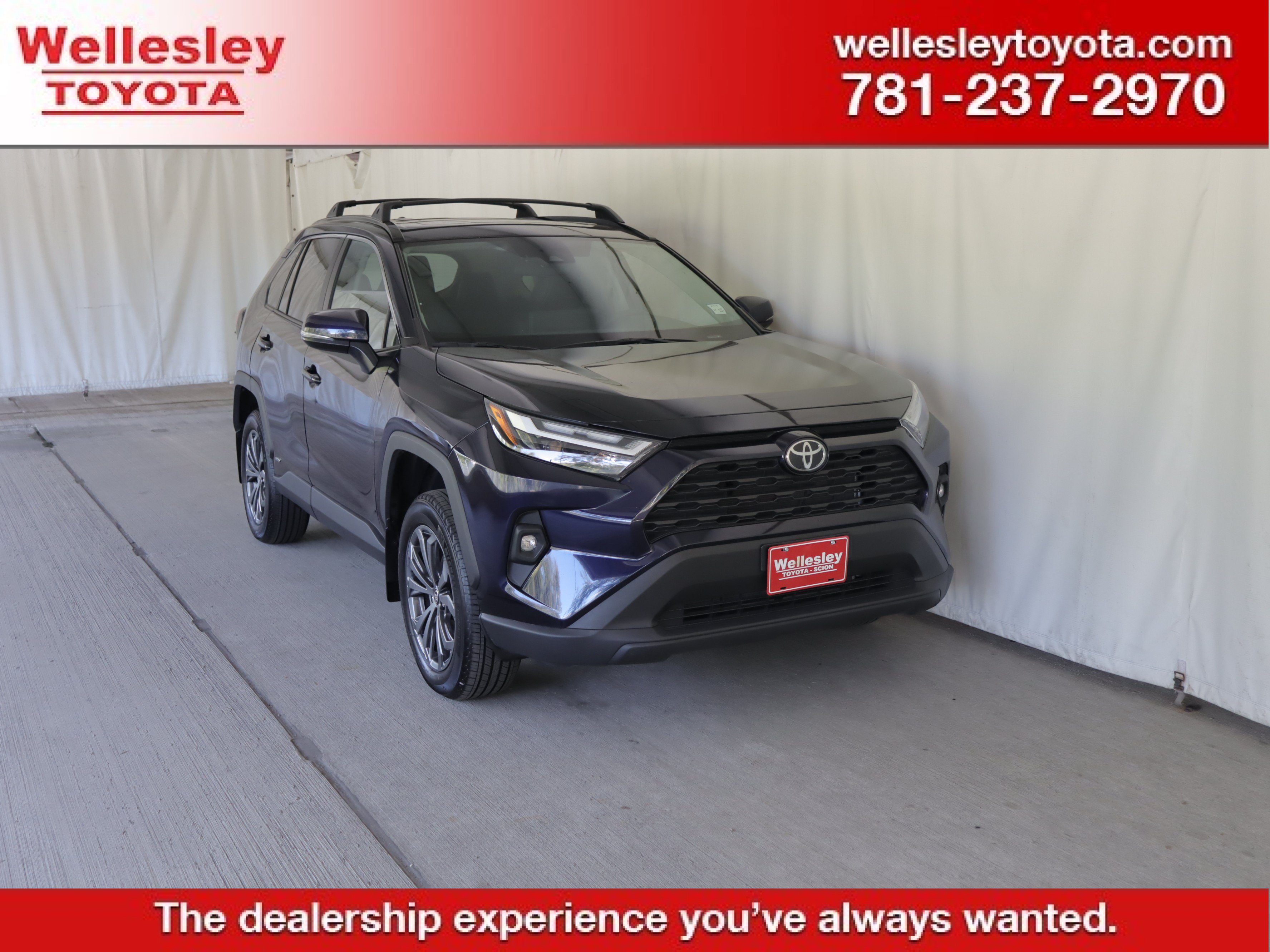 Used 2025 Toyota RAV4 XLE Premium w/ Weather Package AWD/4WD image 1