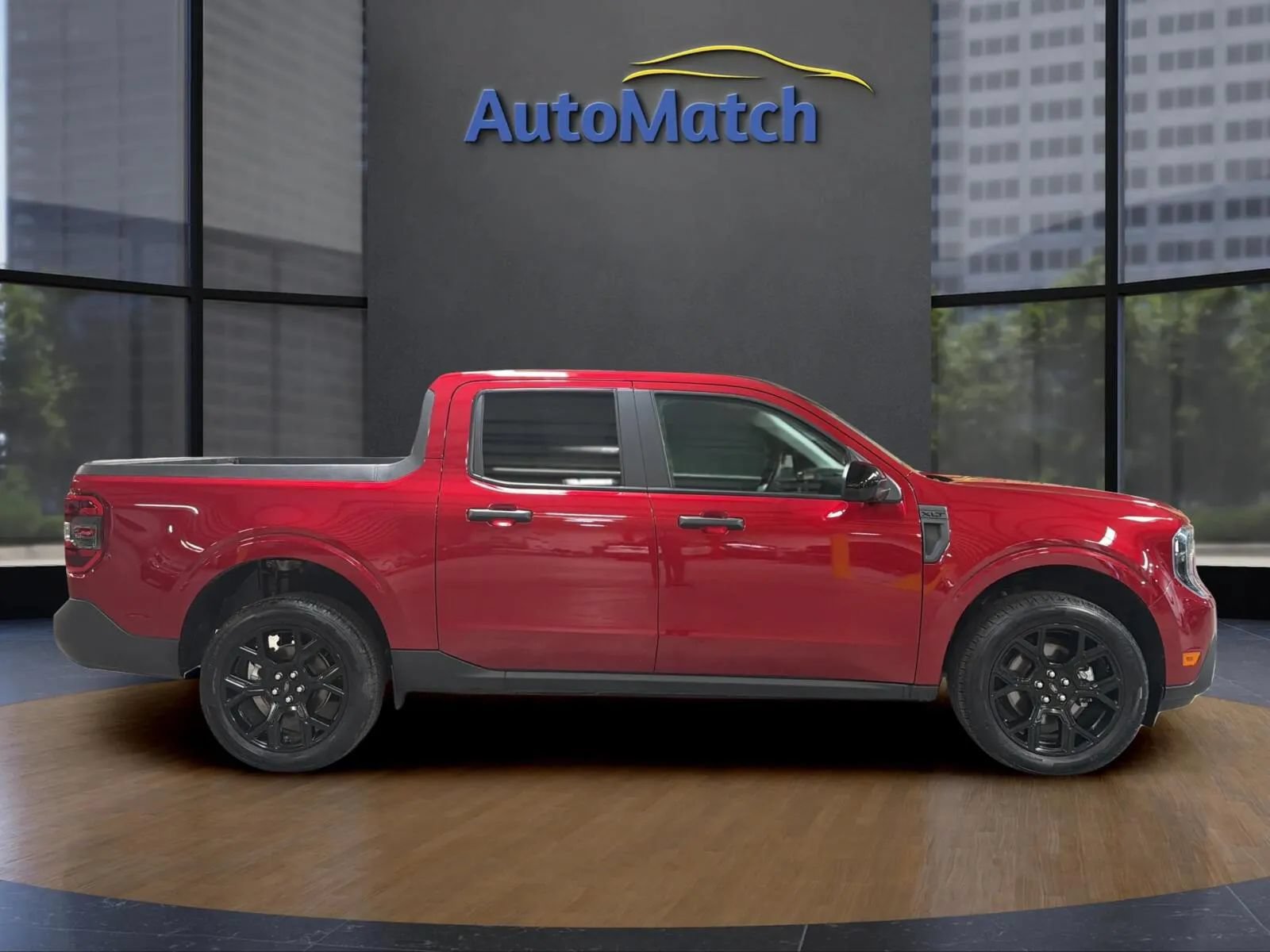 Used 2025 Ford Maverick XLT w/ Equipment Group 301A AWD/4WD image 13