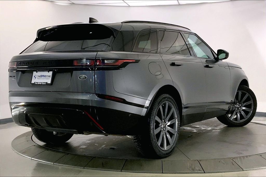 Used 2018 Land Rover Range Rover Velar R-Dynamic HSE image 12