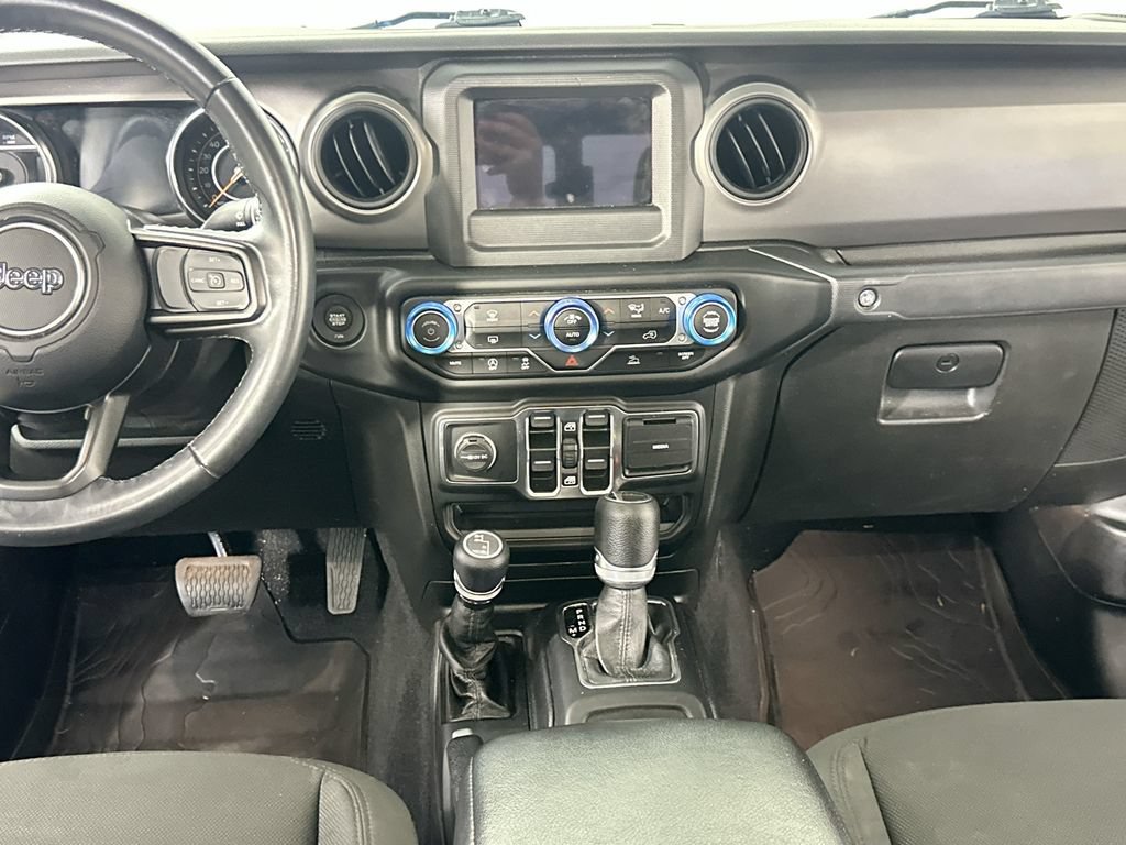 Used 2021 Jeep Gladiator Sport AWD/4WD image 18