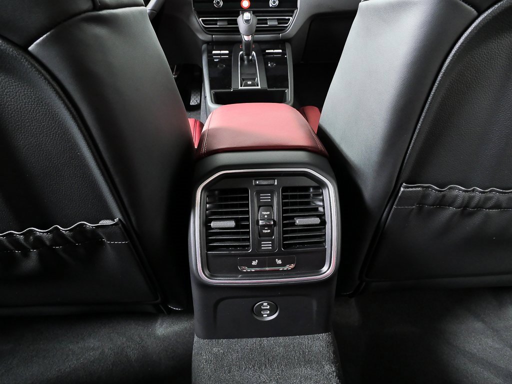 New 2026 Porsche Macan Turbo image 20