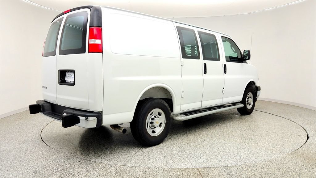 Used 2025 Chevrolet Express 2500 w/ Driver Convenience Package RWD image 5